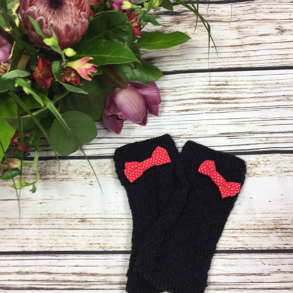 Black Knitted Fingerless Gloves. Accessories, Donalds Wally Hat, Gloves, Knitted 44ideas.co.uk
