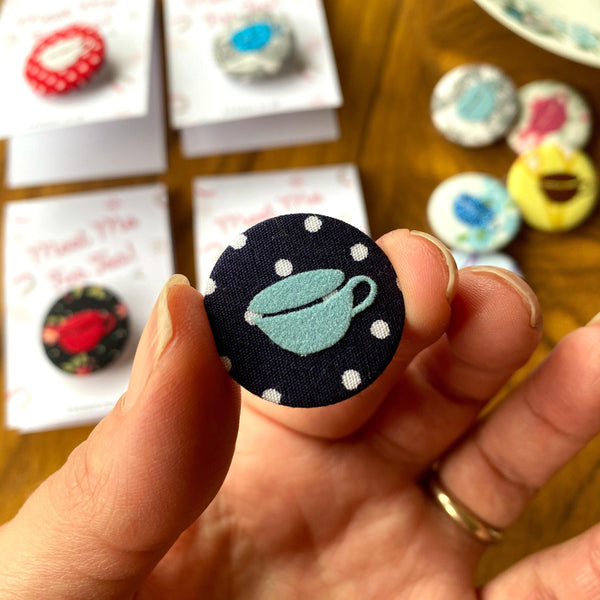 'Meet me for Tea'- Badge Accessories, Badges, Birthday, Lucy Teacup 44ideas.co.uk