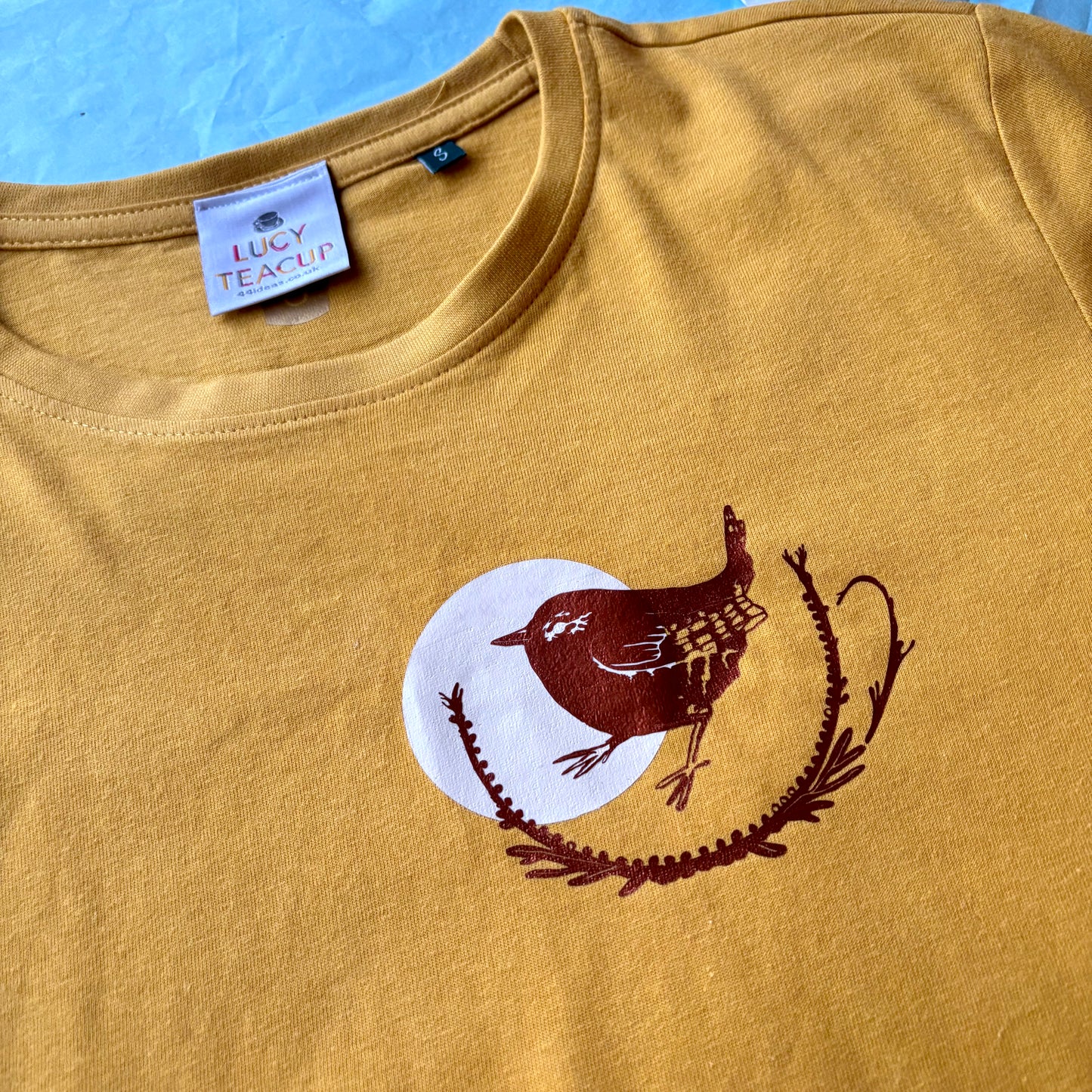 Wren – Unisex & Women’s Cut T‑Shirt