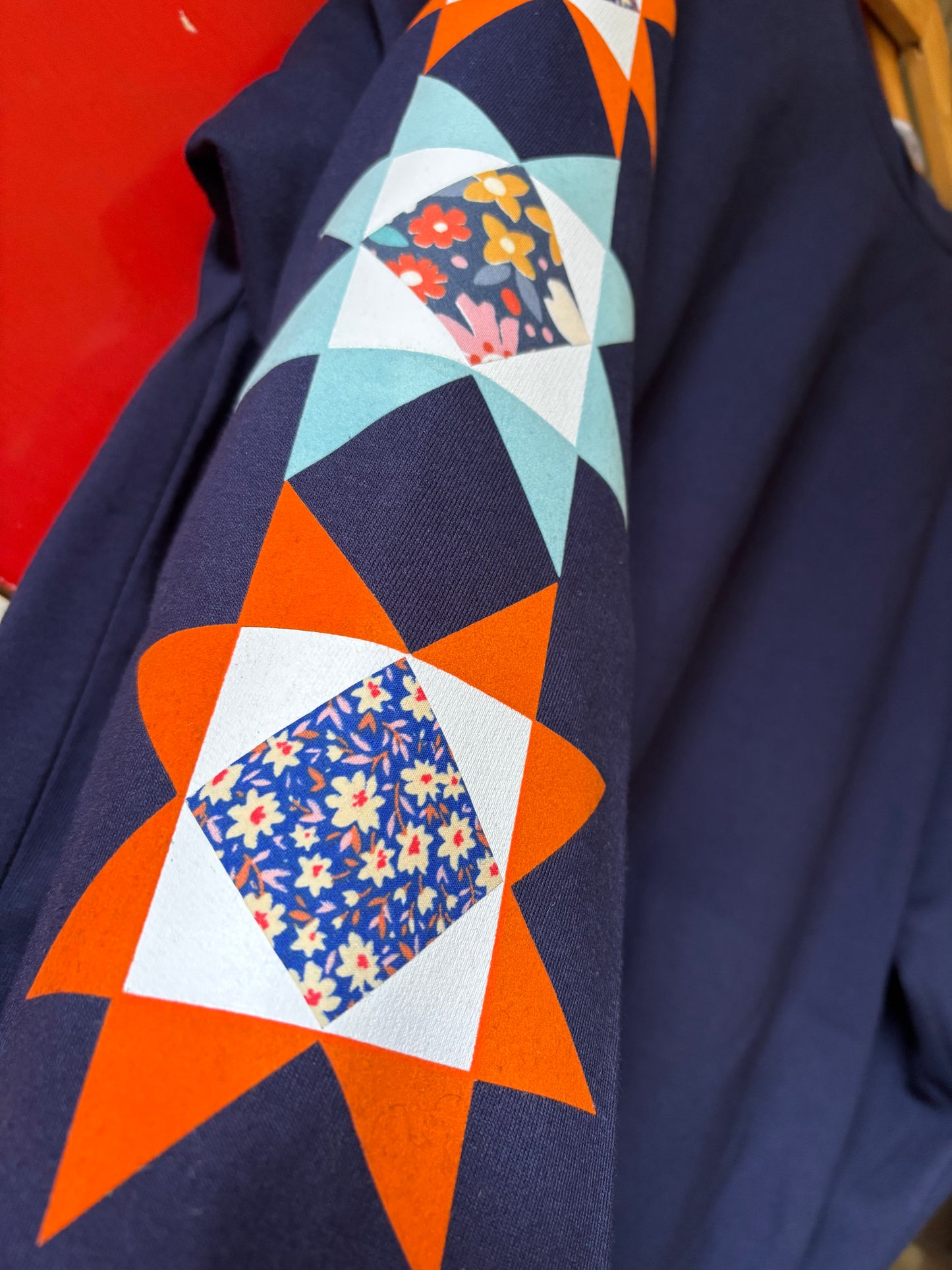 Quilted Sleeve – Unisex Sweatshirt
