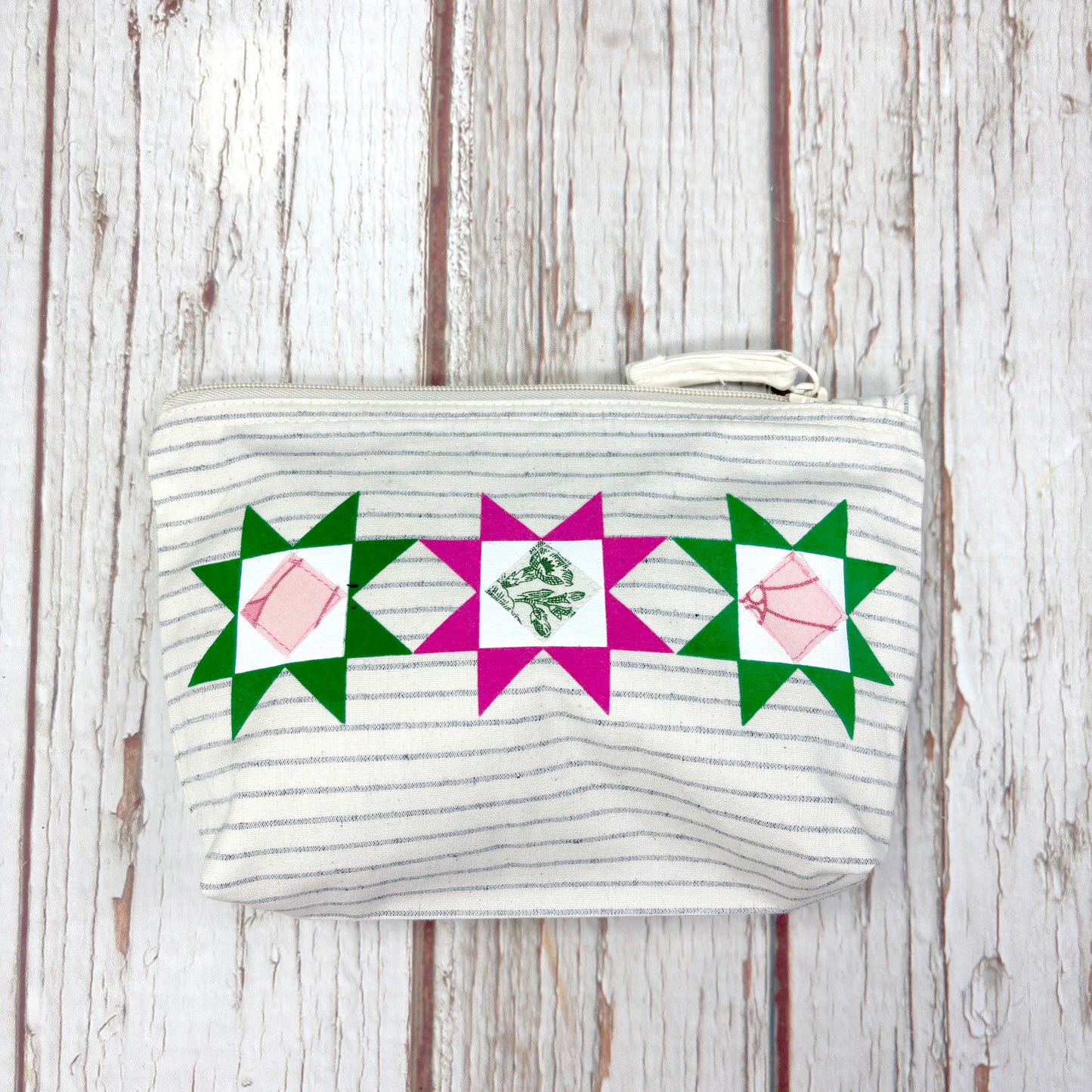 Patchwork Pencil Case. Bright Quilt Pattern Make-up Pouch