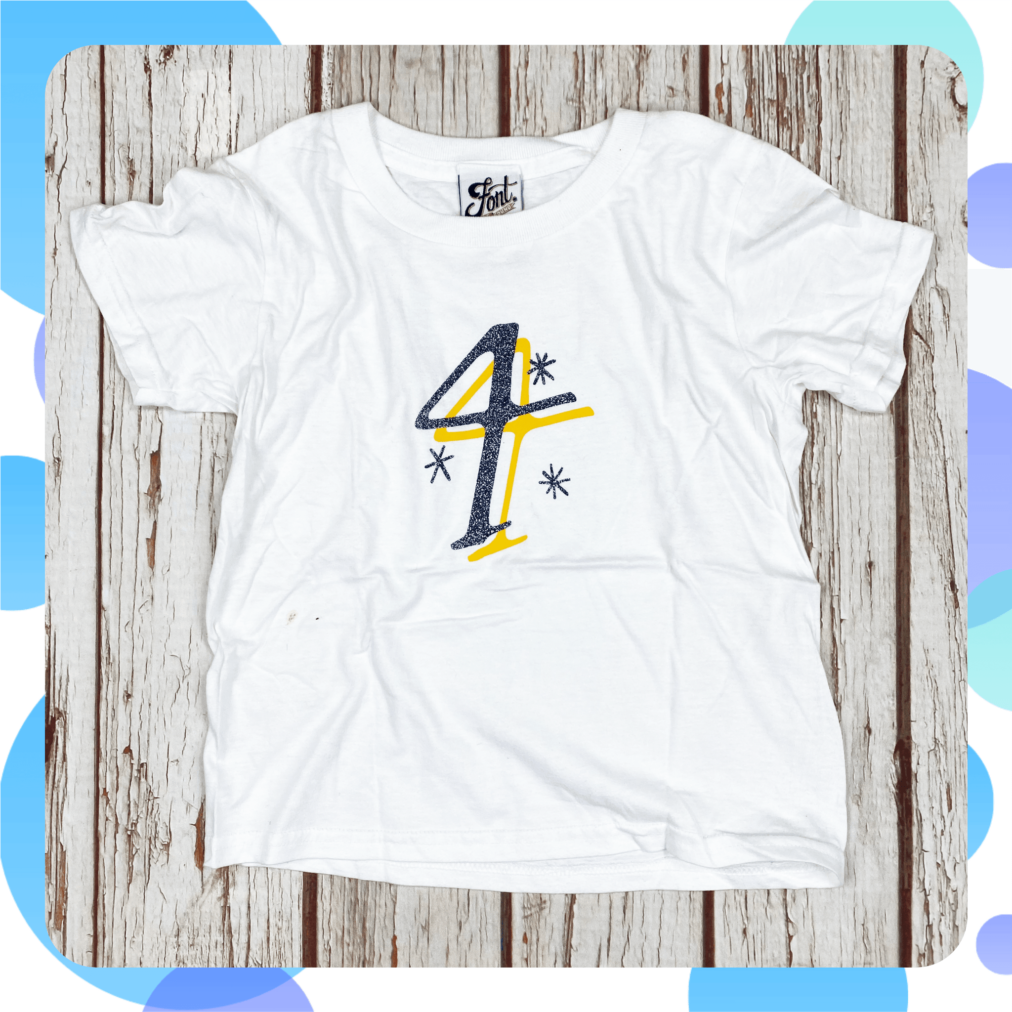 Ready To Ship: Kids Number 4 T-Shirt~ Age 3-4 Font Not Found, Font: The Monroe, Kid's Clothes 44ideas.co.uk