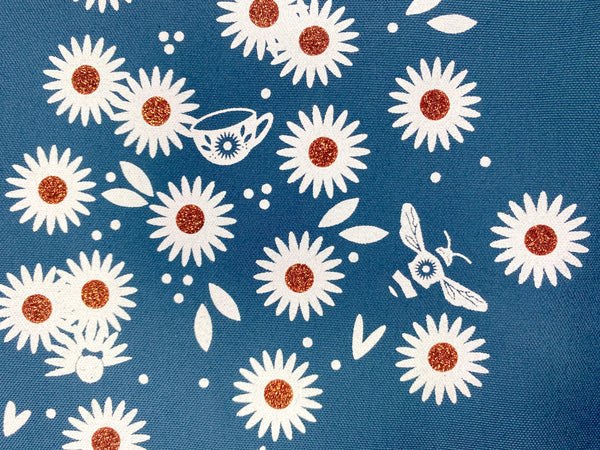 Organic Daisy Tote Bag Accessories, Bags, Lucy Teacup 44ideas.co.uk