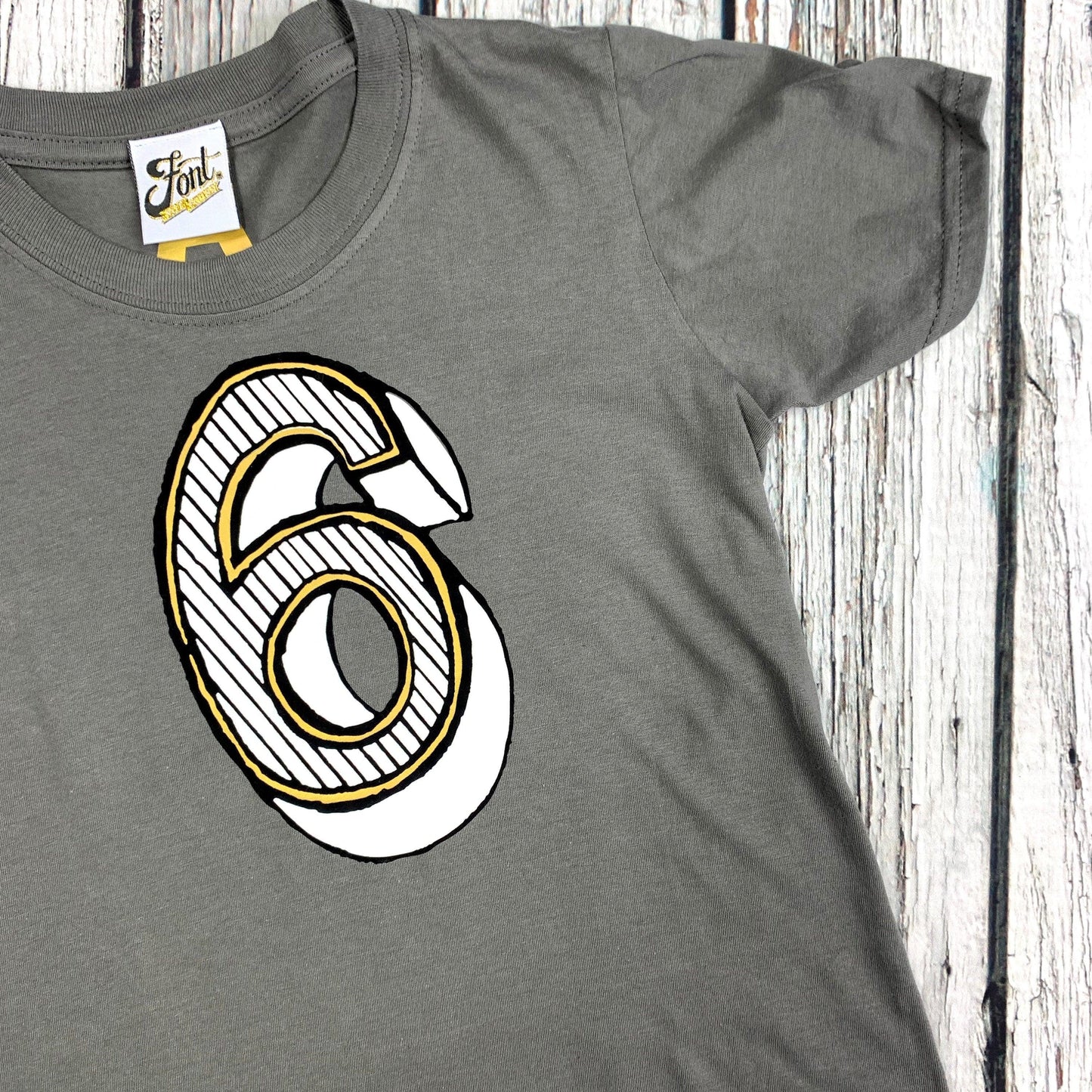 Number Six Kids' T-Shirt - Juniper Red Font Not Found, Font: Juniper Red, Kid's Clothes, T-Shirt: Numbers, T-Shirts 44ideas.co.uk