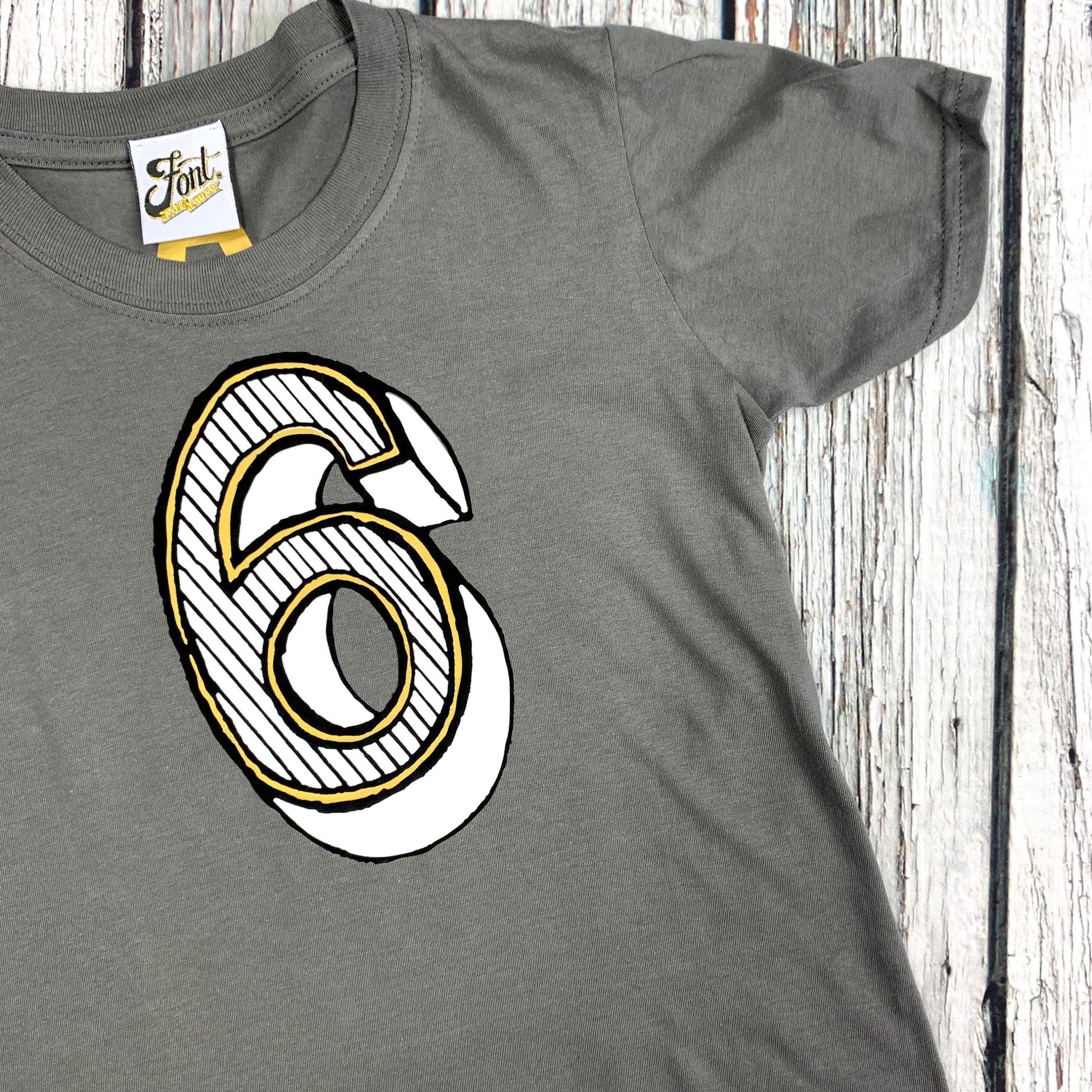 Number Six Kids' T-Shirt - Juniper Red Font Not Found, Font: Juniper Red, Kid's Clothes, T-Shirt: Numbers, T-Shirts 44ideas.co.uk