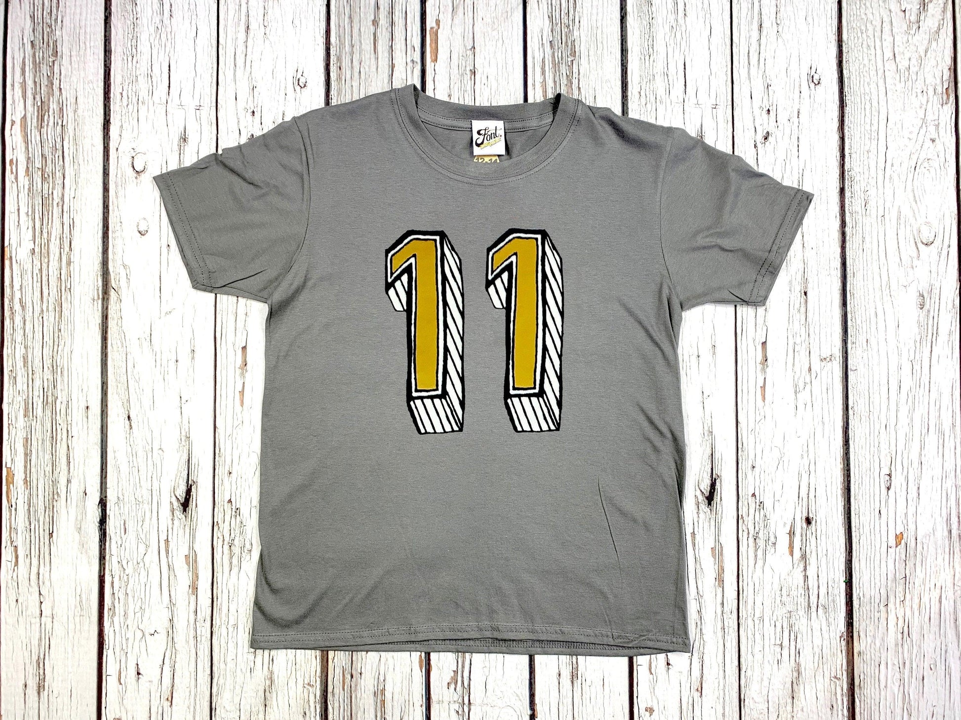 Teenage Birthday Shirt Numbers 11-16 - Juniper Red Font Not Found, Font: Juniper Red, T-Shirt: Numbers, T-Shirts, Teen Clothes 44ideas.co.uk